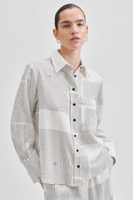 Tiarra Graphic Shirt - Vaporous White